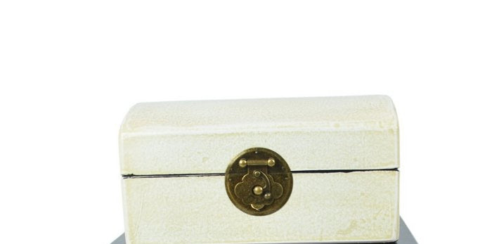 CAJA DE MADERA BLANCA