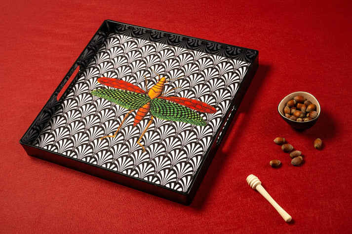 Lacquer Tray - Insect 1 - 33 x 33 cm