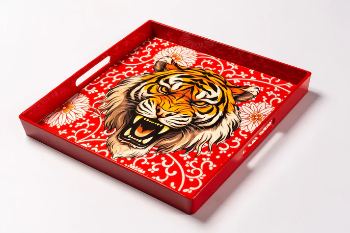 Lacquer Tray - Red Tiger - 33 x 33 cm
